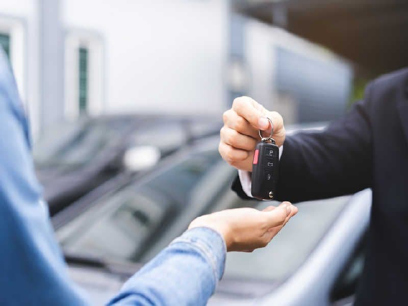 Despachante de veículo, entrega de chave e transferência de patrimônio